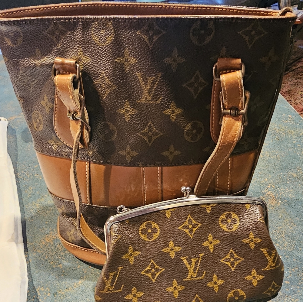 Louis Vuitton French Company Monogram Marais Bucket